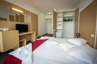 Отель Hotel Opal Юпитер Двухместный номер с 2 отдельными кроватями и видом на море-8