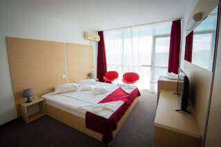Отель Hotel Opal Юпитер Двухместный номер с 2 отдельными кроватями и видом на море-10